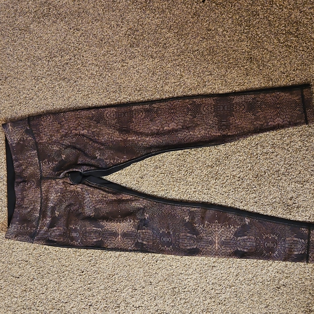 Lululemon Athletica Black and Brown Patterned Leggings